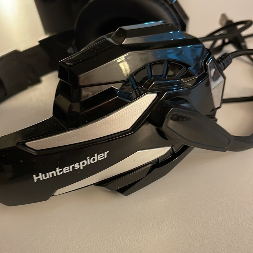 Hunterspider V3 Gaming Headset Mic LED Headphones - Black/Gray